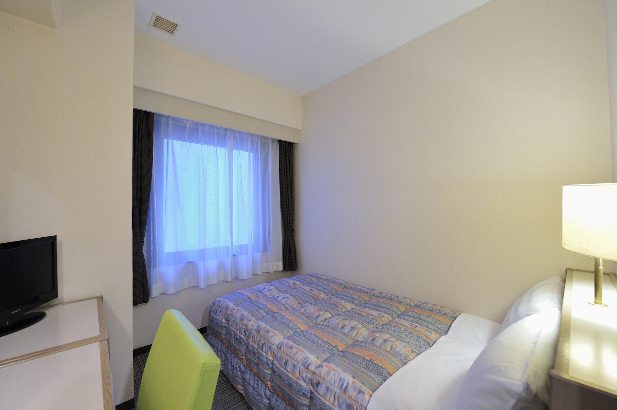 Court Hotel Ниигата Экстерьер фото