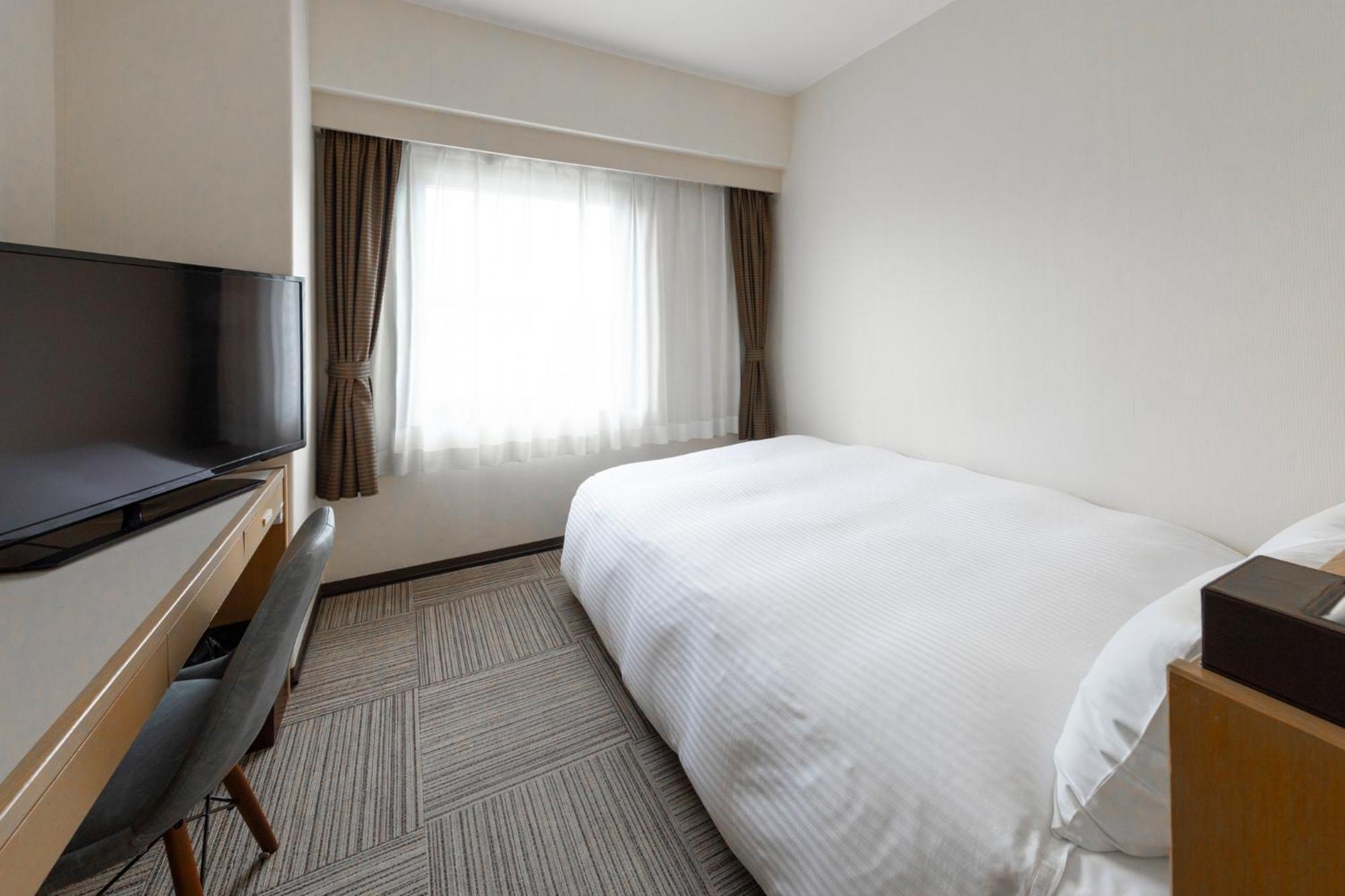 Court Hotel Ниигата Экстерьер фото